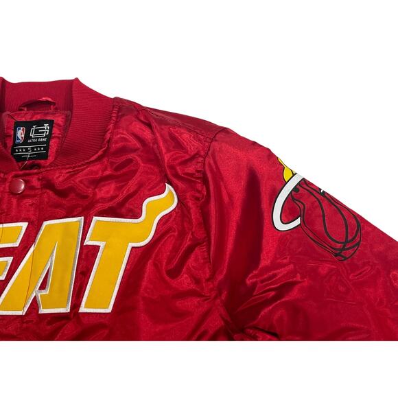 M2-64 ULTRA GAME NWT Miami Heat Varsity Jacket Windbreaker Red Small - Picture 4 of 13